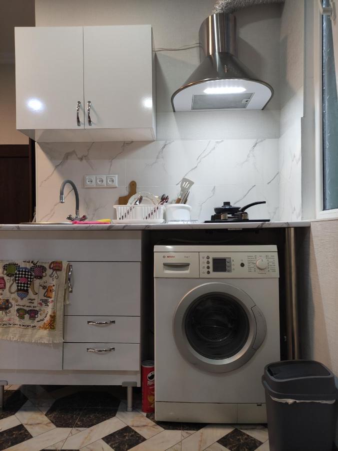 Hello 2 Apartment Тбилиси Екстериор снимка